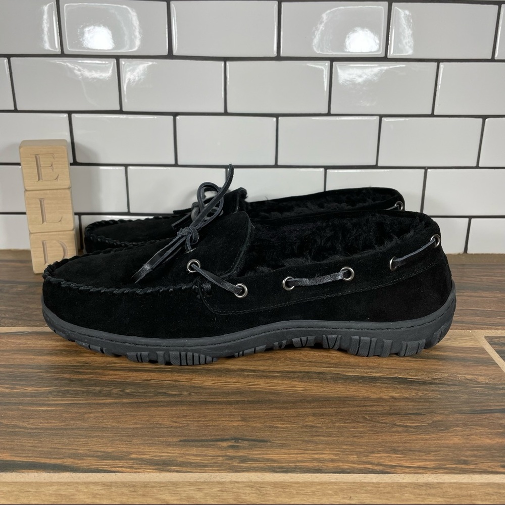 Clarks Men’s Black Suede Faux Fur Lined Hard Bottom Moccasin Slippers Size 10